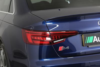 AUDI A4 S4 TFSI QUATTRO - 5952 - 63